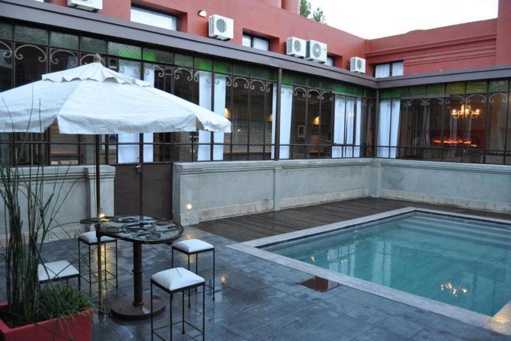 Hotel Posada La Comandancia Melo Bagian luar foto