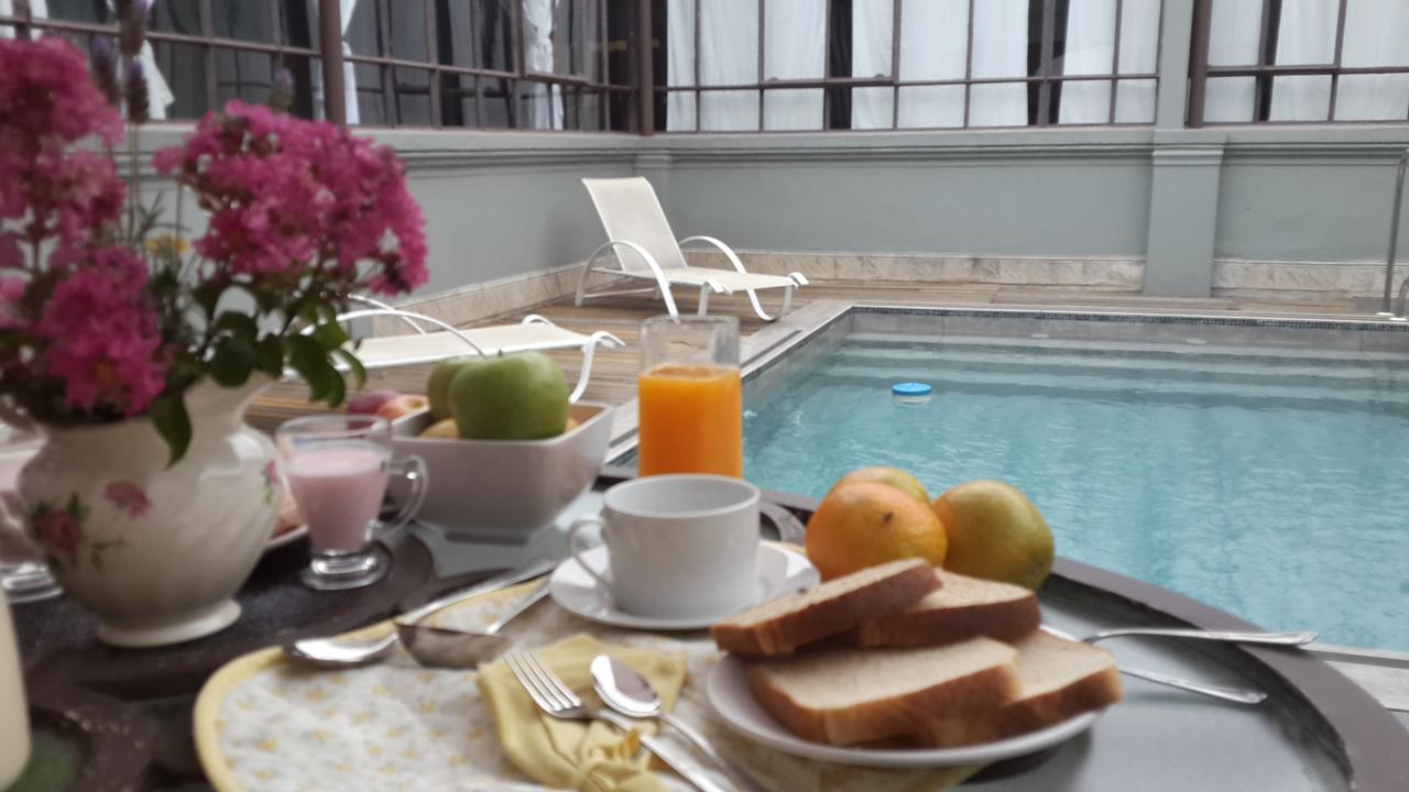 Hotel Posada La Comandancia Melo Bagian luar foto